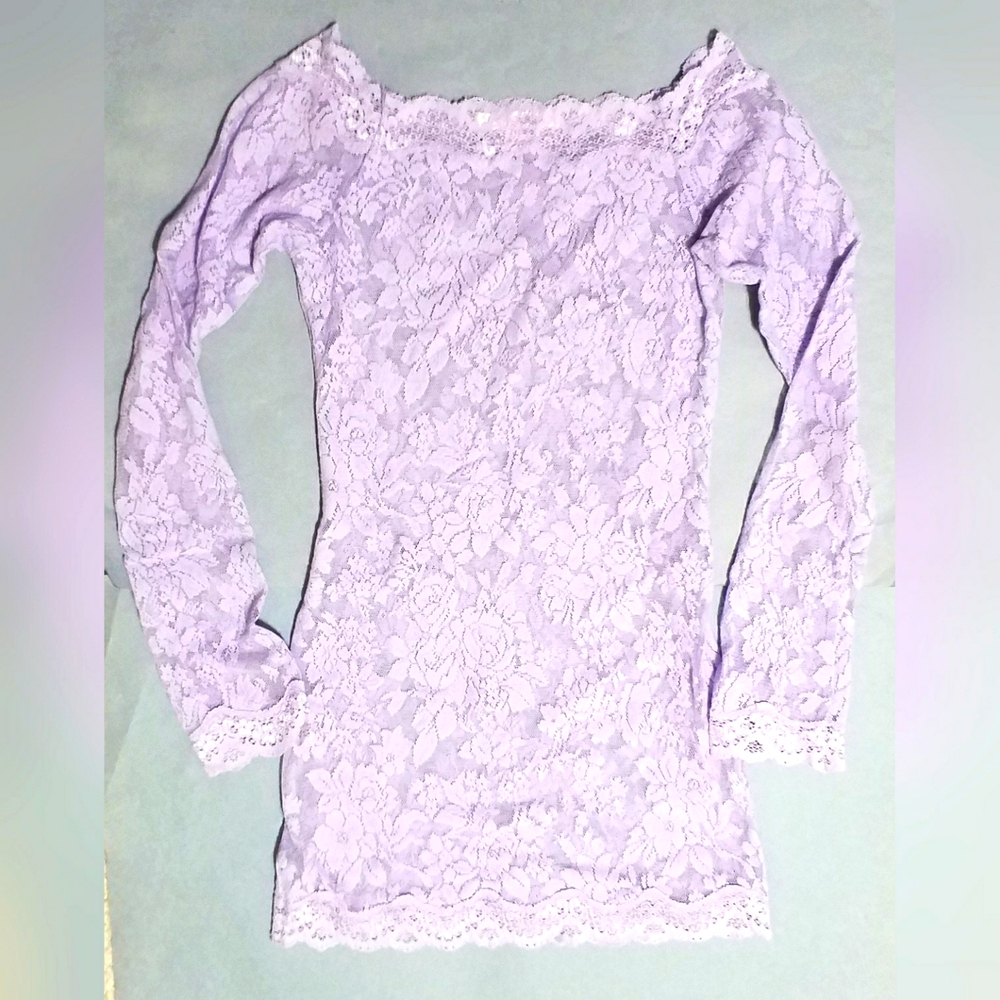 Victoria's Secret Lavender off shoulder stretch Lace Long Sleeve short Nightie